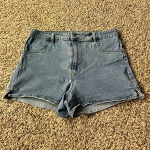 H&M jean shorts